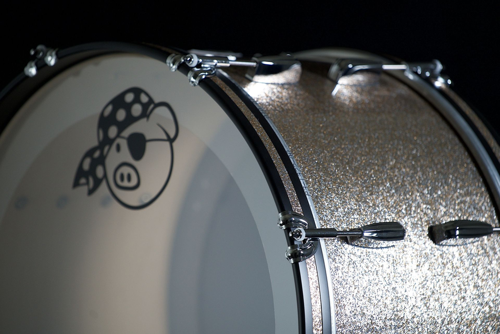 PORK_PIE_PERCUSSION_4_PIECE_DRUM_SET_IN_CHAMPAGNE_SPARKLE-68d1ff3443aa2.webp
